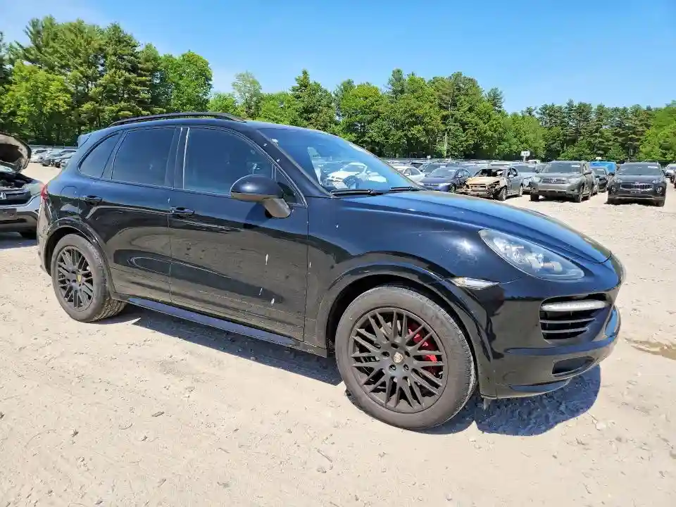 WP1AD2A25DLA70648 2013 PORSCHE CAYENNE-3