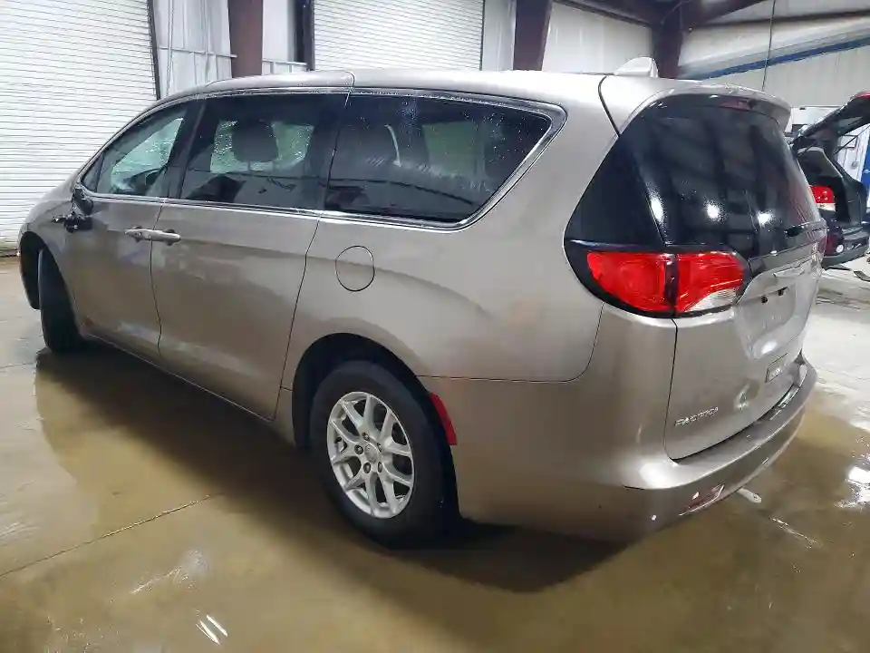 2C4RC1CG4HR578231 2017 CHRYSLER PACIFICA-1