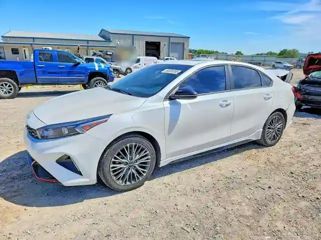 3KPF54AD2PE563640 2023 KIA FORTE-0