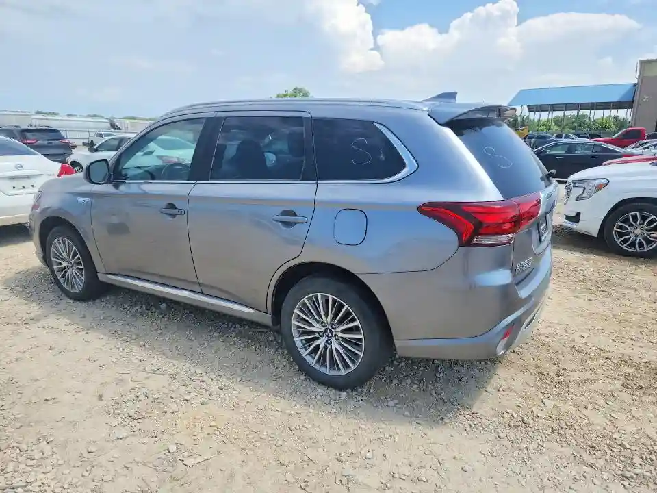 JA4J24A52LZ009356 2020 MITSUBISHI OUTLANDER-1
