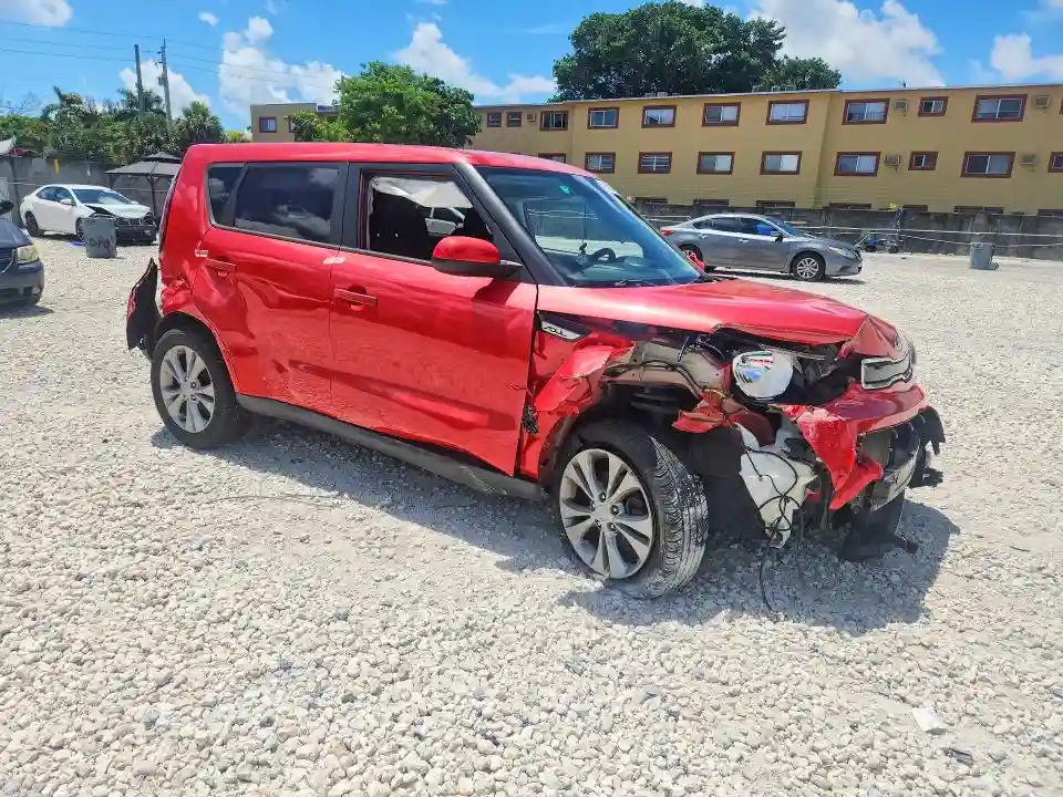 KNDJP3A53G7822983 2016 KIA SOUL-3