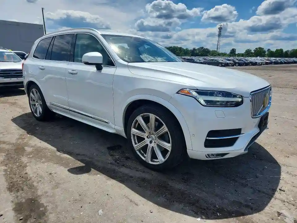 YV4A22PL5H1167404 2017 VOLVO XC90-3