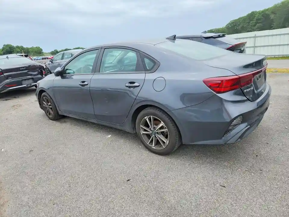 3KPF24AD4PE614743 2023 KIA FORTE LXS-1