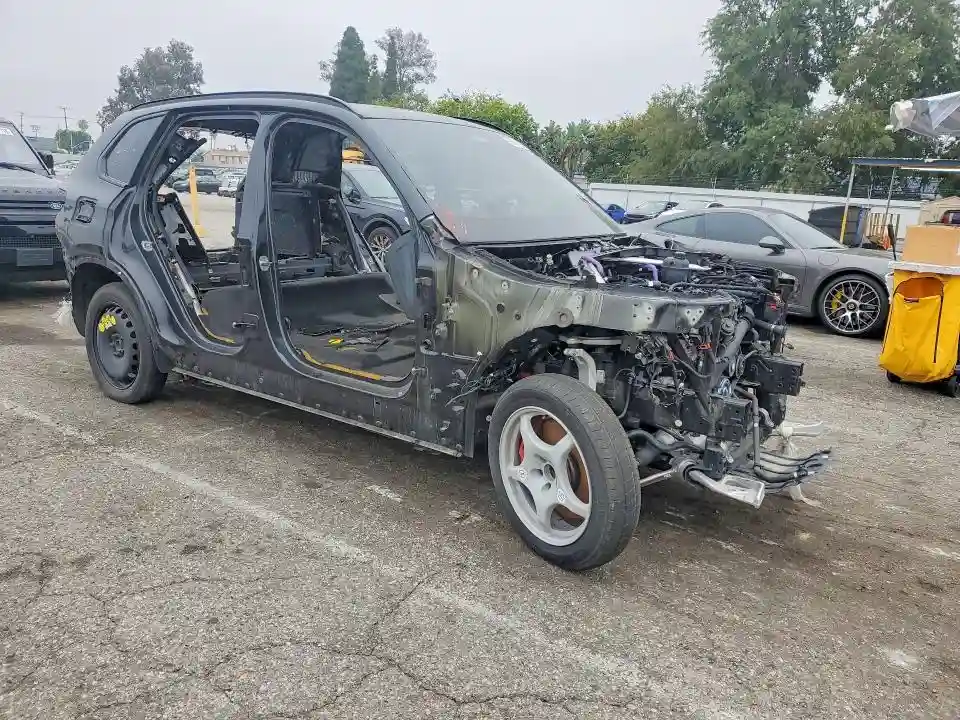 5UX13EU03R9W16351 2024 BMW X5-3