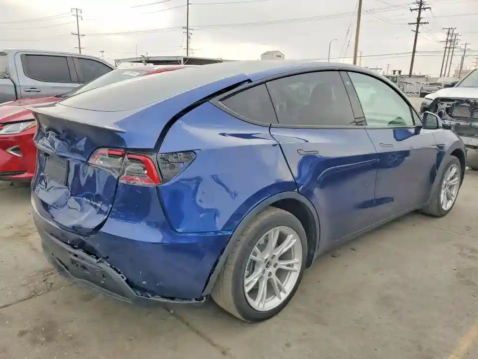 7SAYGDEEXNF429524 2022 TESLA MODEL Y-2