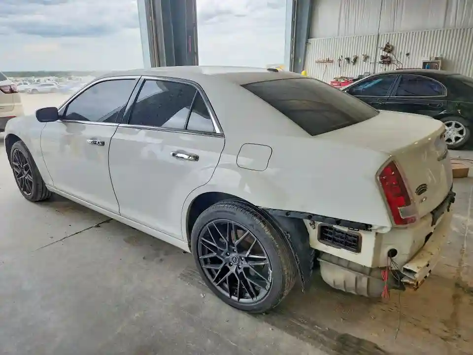 2C3CCARG3EH355830 2014 CHRYSLER 300-1