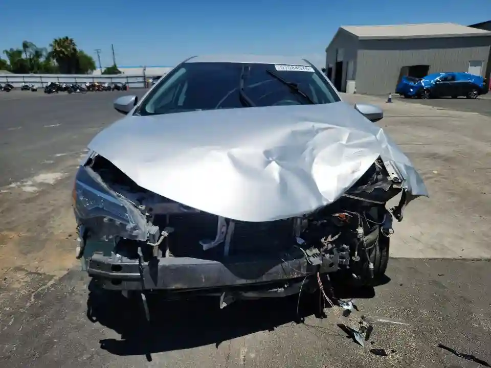 2T1BURHE5JC123382 2018 TOYOTA COROLLA-4