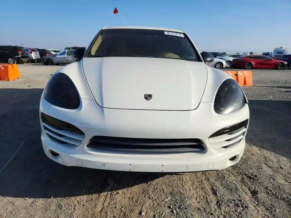 WP1AA2A20BLA04353 2011 PORSCHE CAYENNE-4