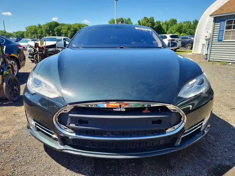 5YJSA1DN5DFP09094 2013 TESLA MODEL S-4