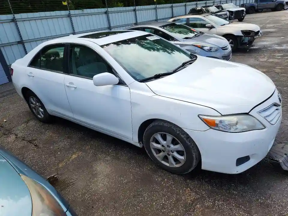 4T1BF3EK5BU641672 2011 TOYOTA CAMRY-3