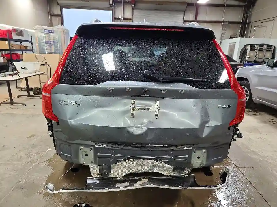 YV4A22PK1J1320874 2018 VOLVO XC90-5
