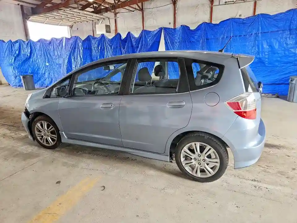 JHMGE8G5XBC005755 2011 HONDA FIT-1