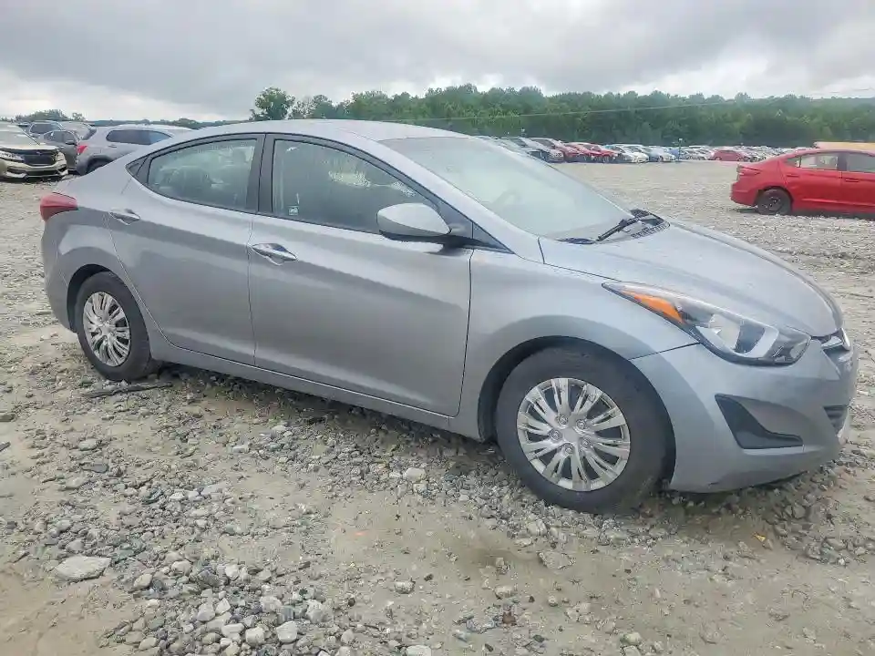 5NPDH4AE0GH686355 2016 HYUNDAI ELANTRA-3