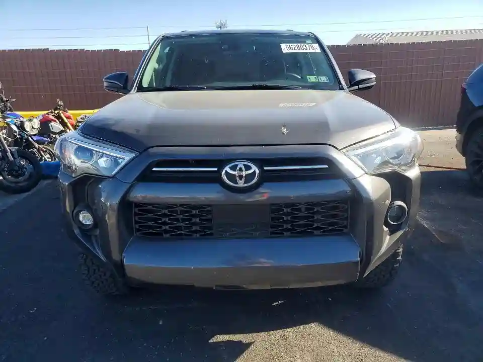 JTEMU5JR0M5962609 2021 TOYOTA 4RUNNER-4