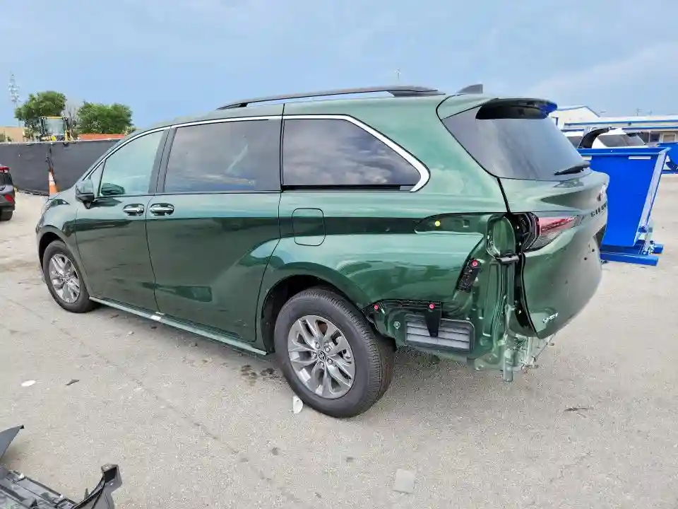 5TDYRKEC2TS300227 2026 TOYOTA SIENNA-1