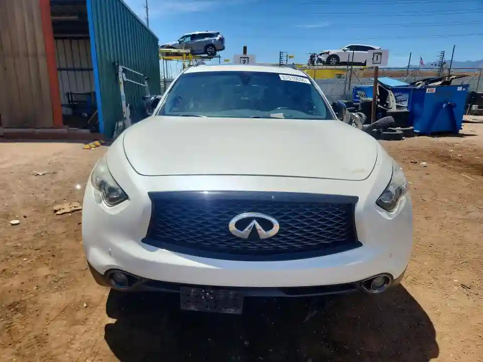 JN8CS1MW6HM414520 2017 INFINITI QX70 BASE-4