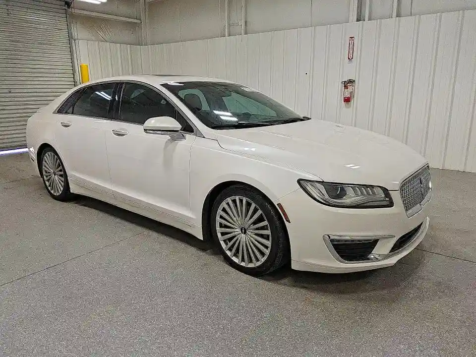 3LN6L5FC6HR611562 2017 LINCOLN MKZ-3