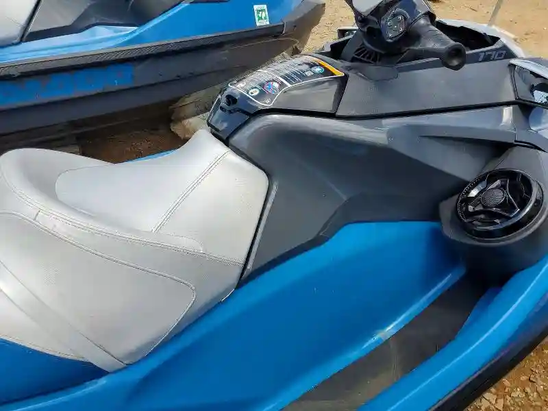 YDV59009C020 2020 SEA-DOO GTR 215-4