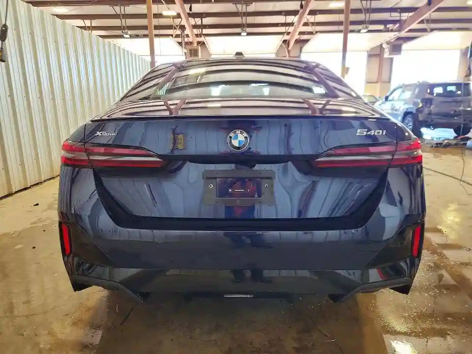 WBA63FJ09VCX85611 2027 BMW 5 SERIES-5
