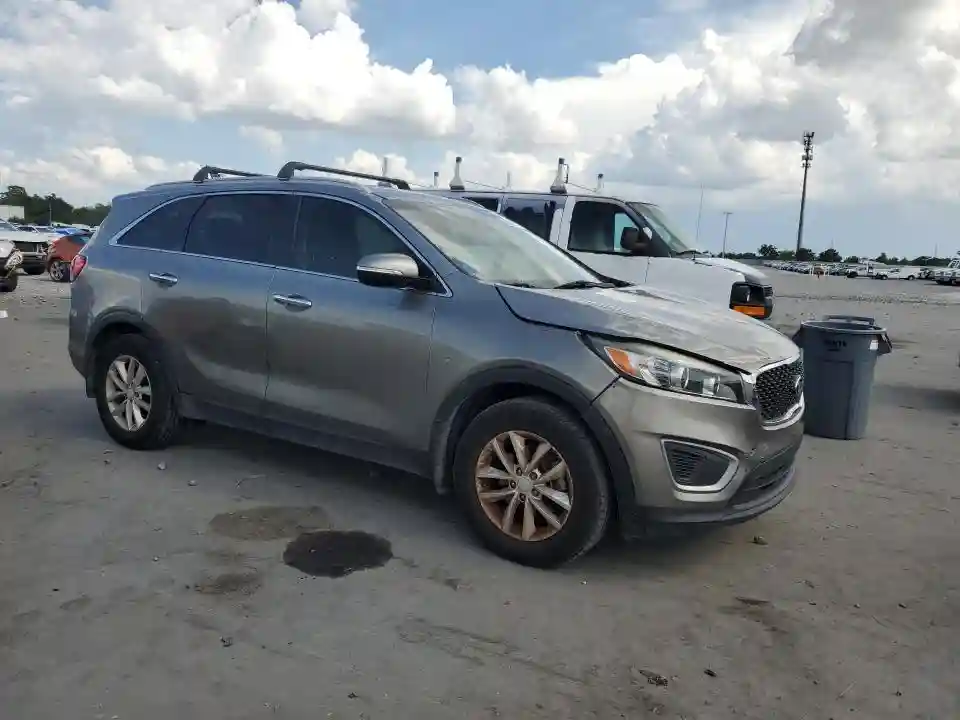 5XYPG4A32HG287471 2017 KIA SORENTO-3