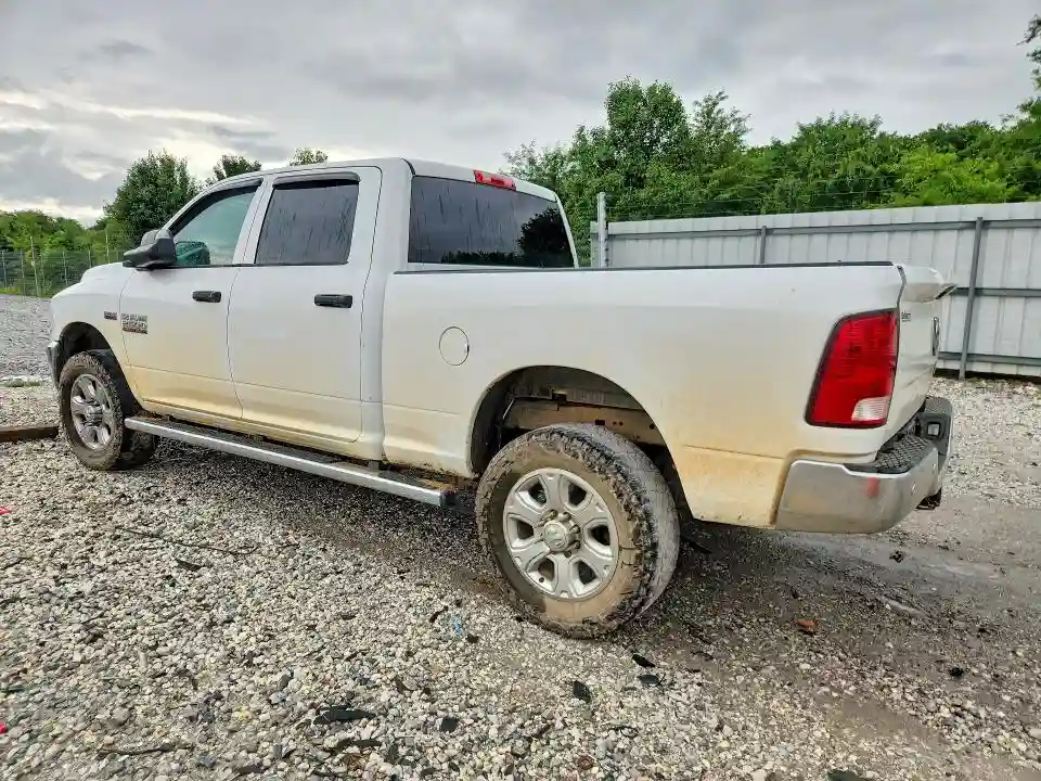 3C6UR5CJ8JG116625 2018 RAM 2500-1