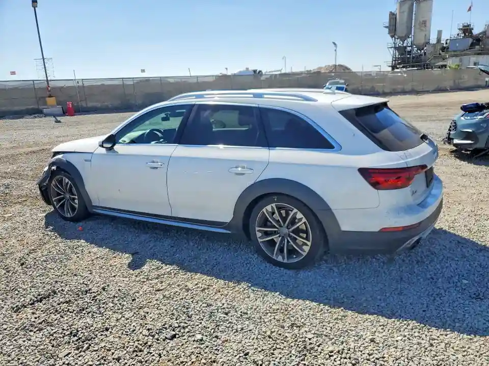 WA17NAF40JA077750 2018 AUDI A4-1