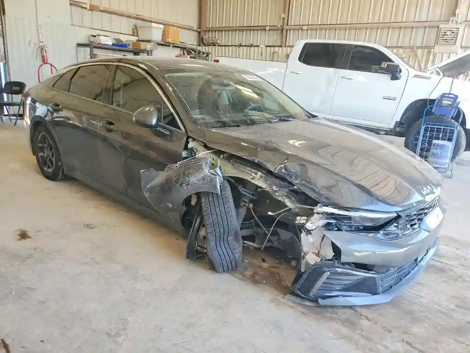 KNAG24J71S5304517 2025 KIA K5-3