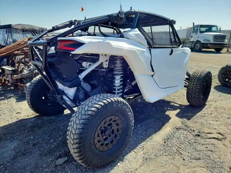 3JBVXAV42LK000097 2020 CAN-AM SIDEBYSIDE-3