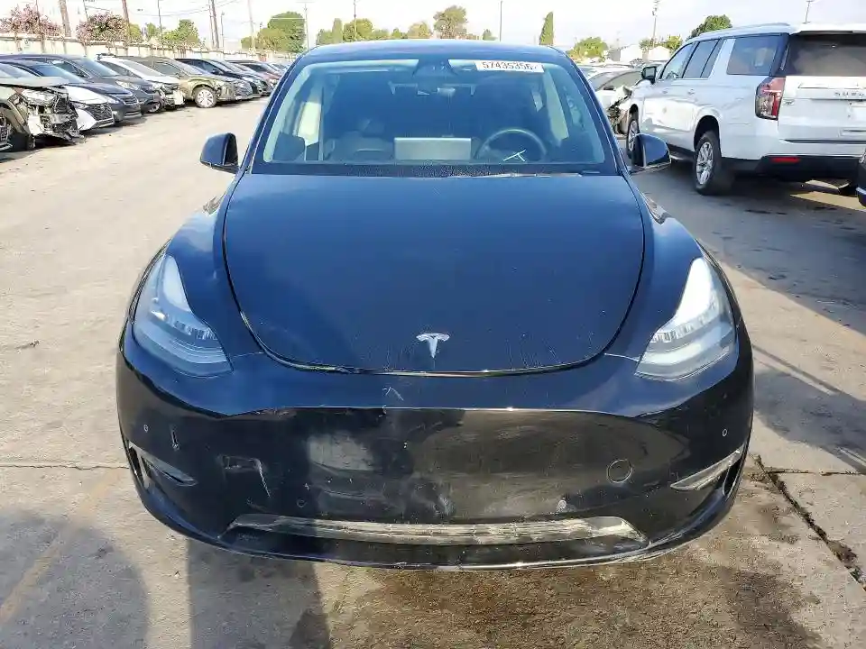 5YJYGAEE9MF137910 2021 TESLA MODEL Y-4