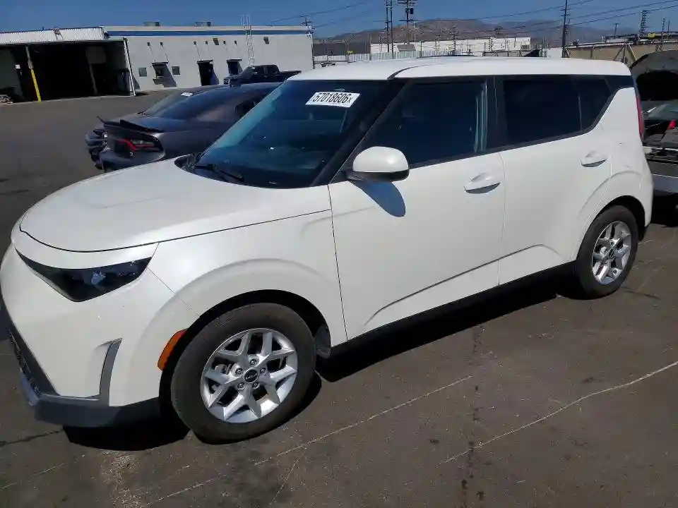 KNDJ23AU9P7851474 2023 KIA SOUL-0