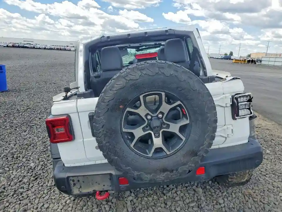1C4HJXFGXJW106449 2018 JEEP WRANGLER-5