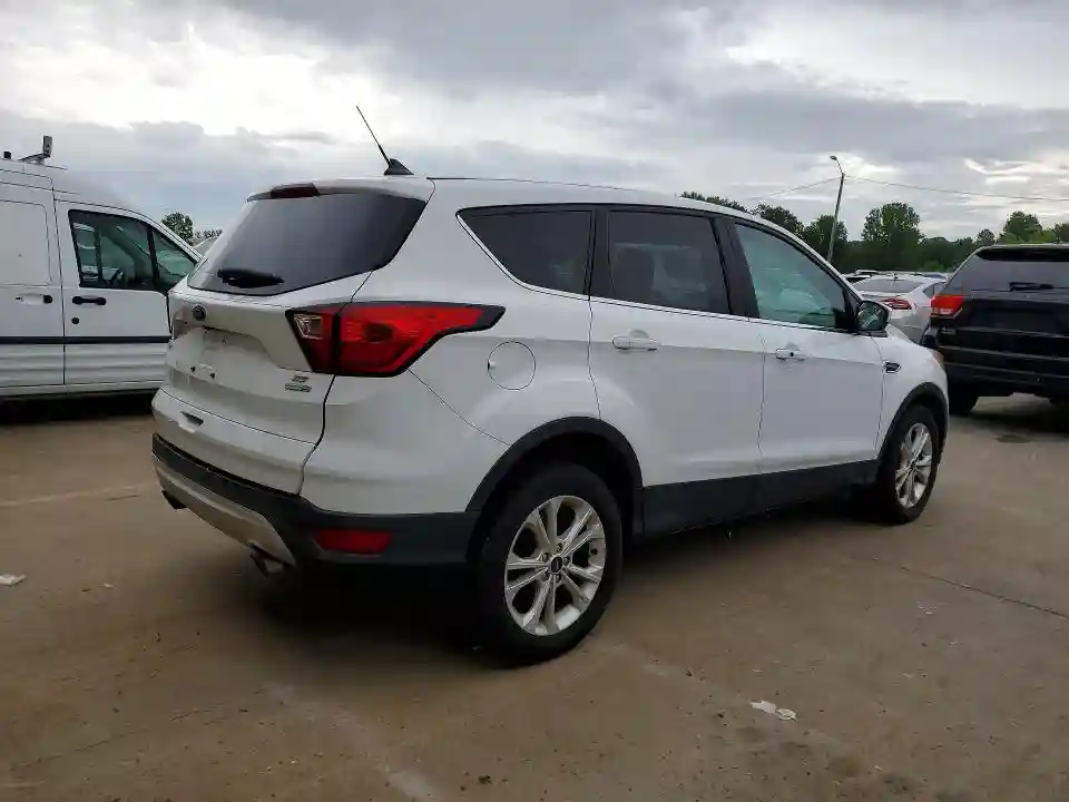 1FMCU9GD3KUB99700 2019 FORD ESCAPE-2