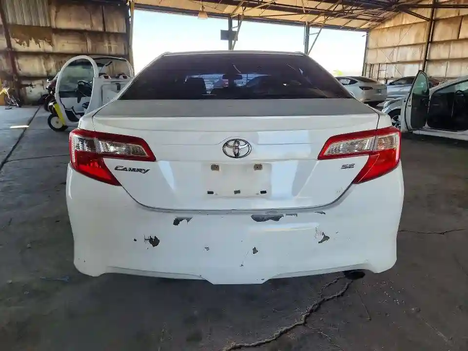 4T1BF1FK5EU329701 2014 TOYOTA CAMRY-5