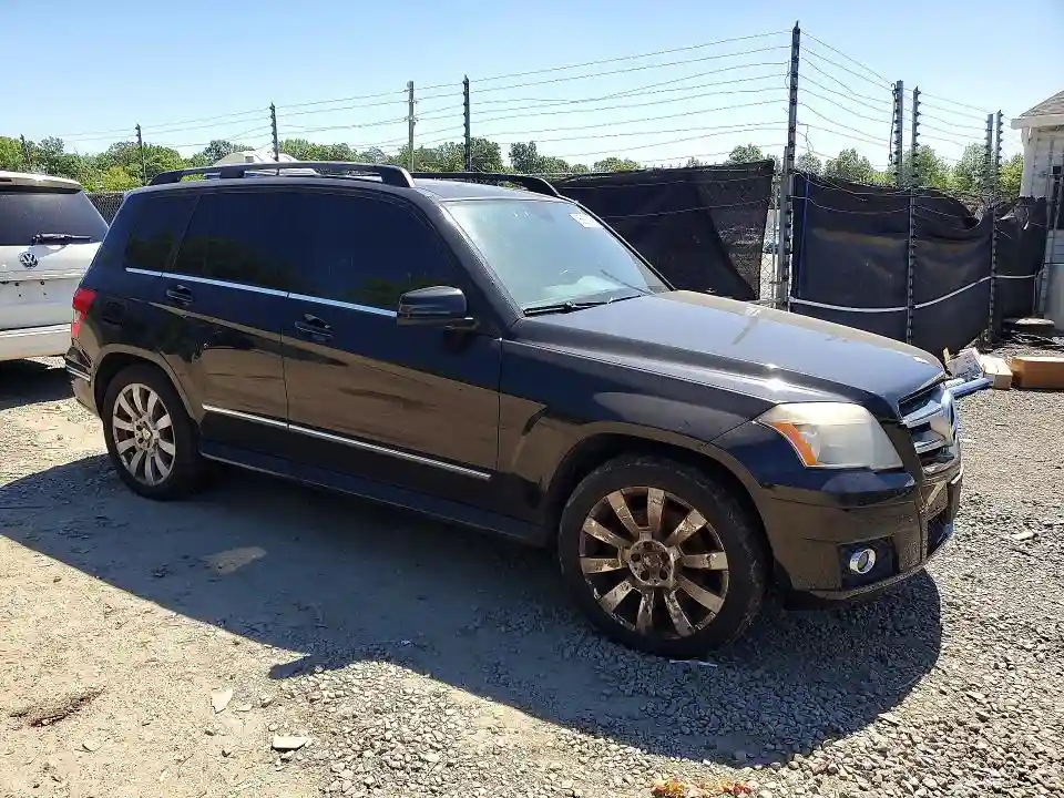 WDCGG8HB9AF404468 2010 MERCEDES-BENZ GLK-CLASS-3