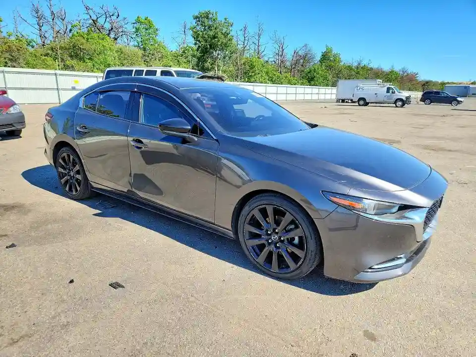JM1BPBAY5M1316692 2021 MAZDA 3-3