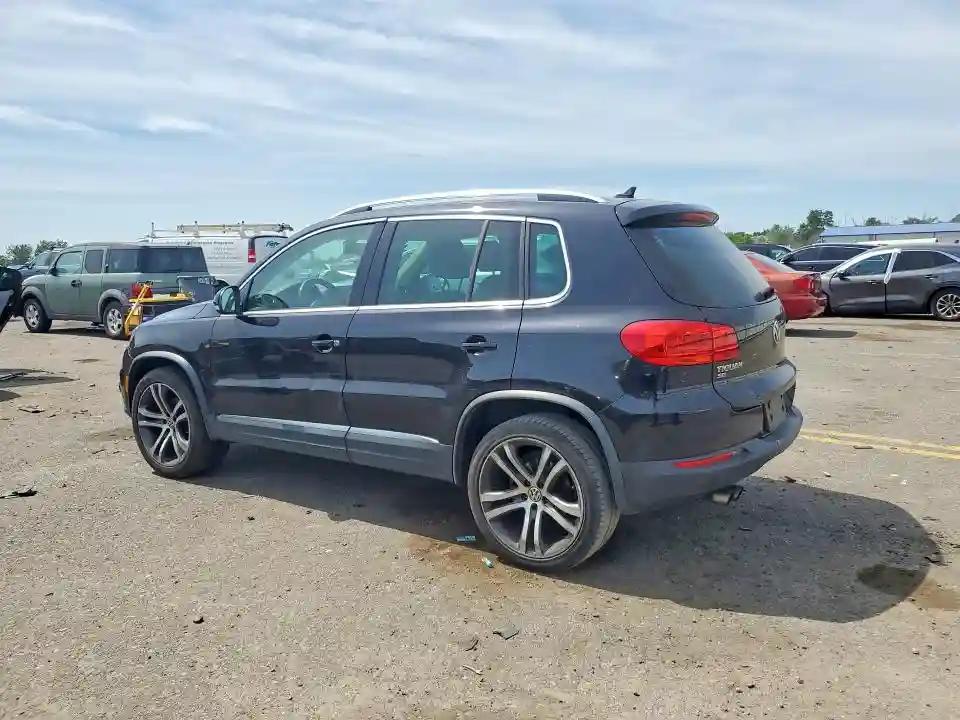 WVGWV7AX5HK021177 2017 VOLKSWAGEN TIGUAN-1