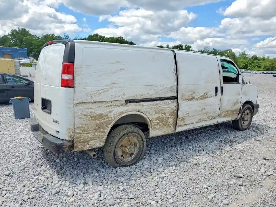 1GTW7BFPXP1162454 2023 GMC SAVANA-2