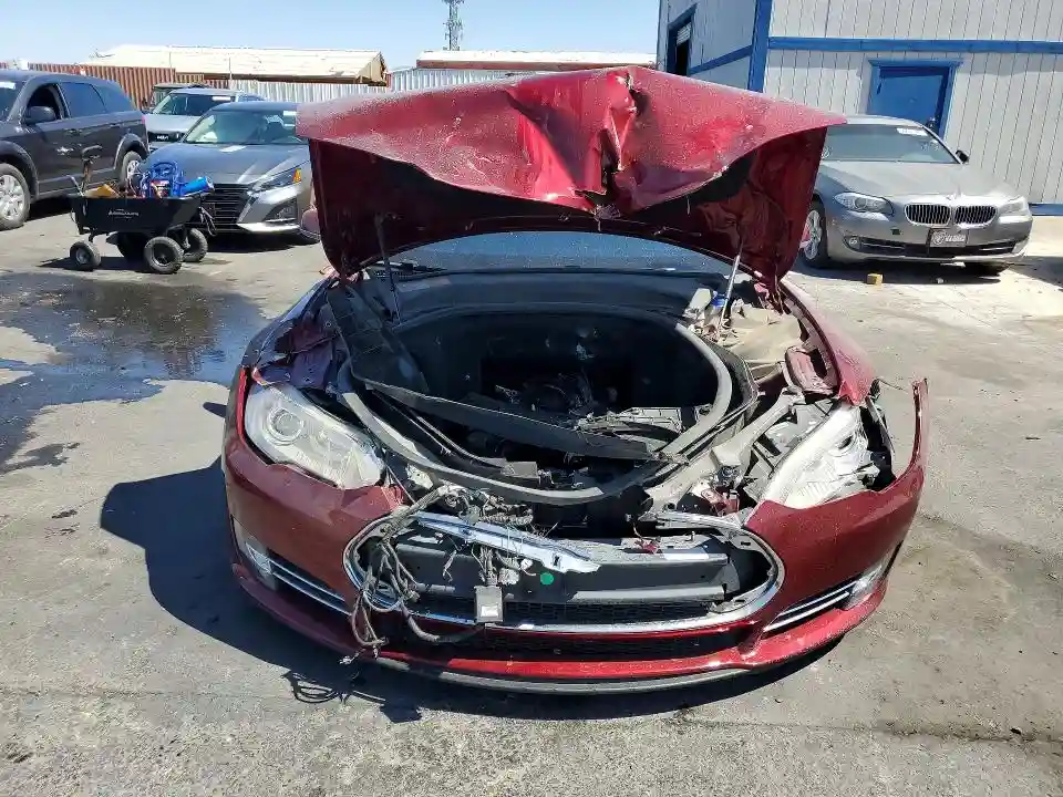 5YJSA1DP6CFS00454 2012 TESLA MODEL S-4
