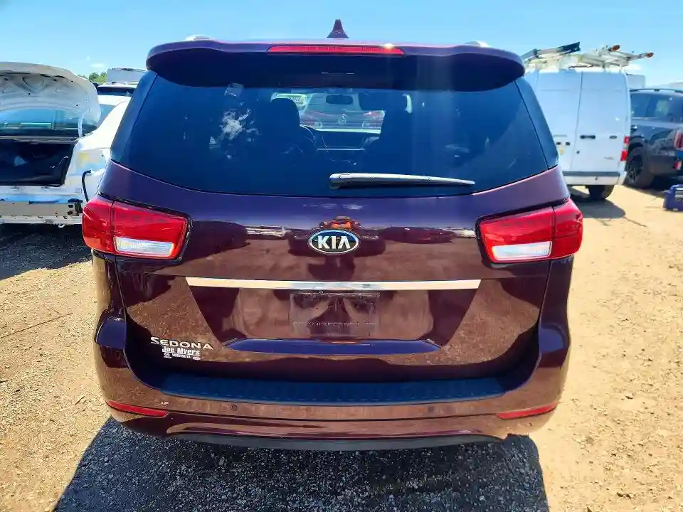 KNDMC5C14G6186725 2016 KIA SEDONA-5