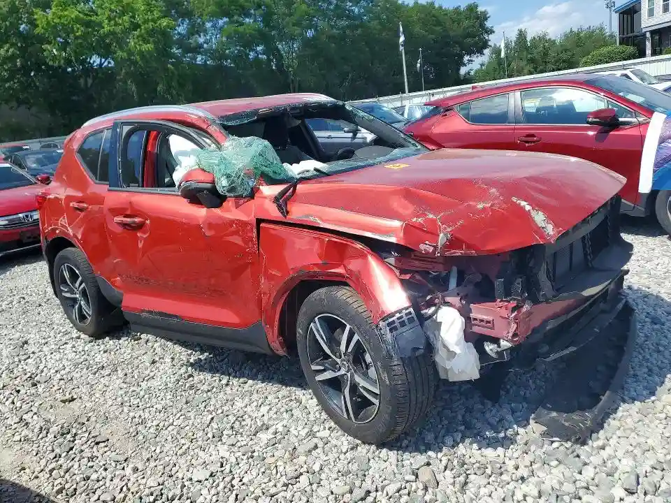 YV4L12UV0P2946140 2023 VOLVO XC40-3