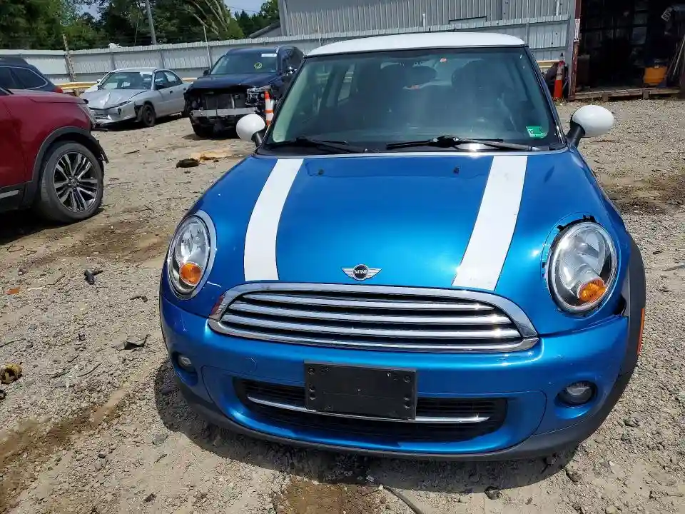 WMWSU3C52CT257893 2012 MINI COOPER-4