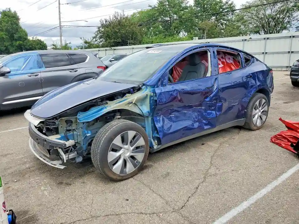7SAYGDEE2RF983601 2024 TESLA MODEL Y-0