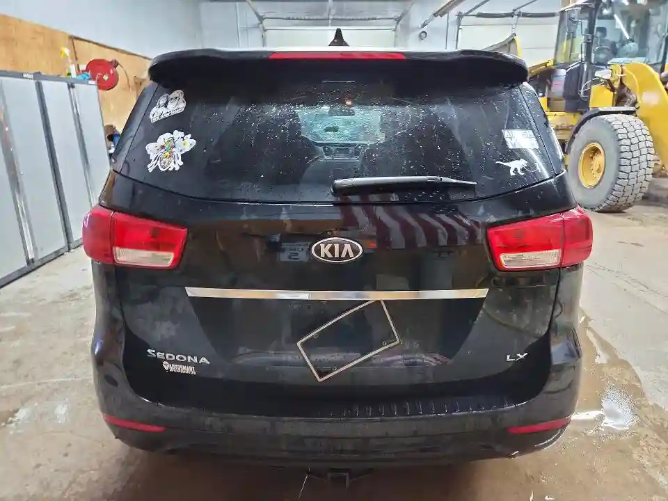 KNDMB5C12J6407099 2018 KIA SEDONA-5