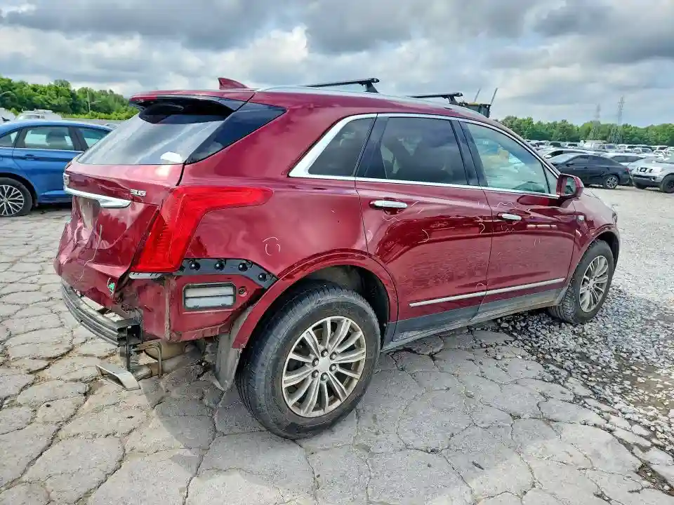 1GYKNBRS7HZ302560 2017 CADILLAC XT5-2