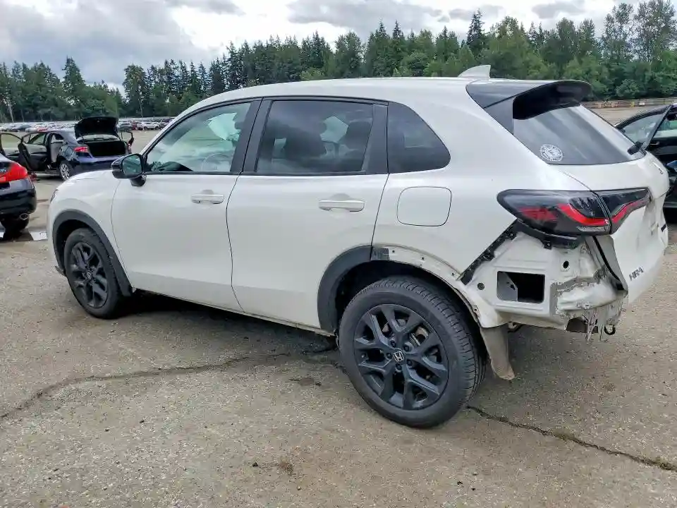 3CZRZ2H54PM704552 2023 HONDA HR-V-1