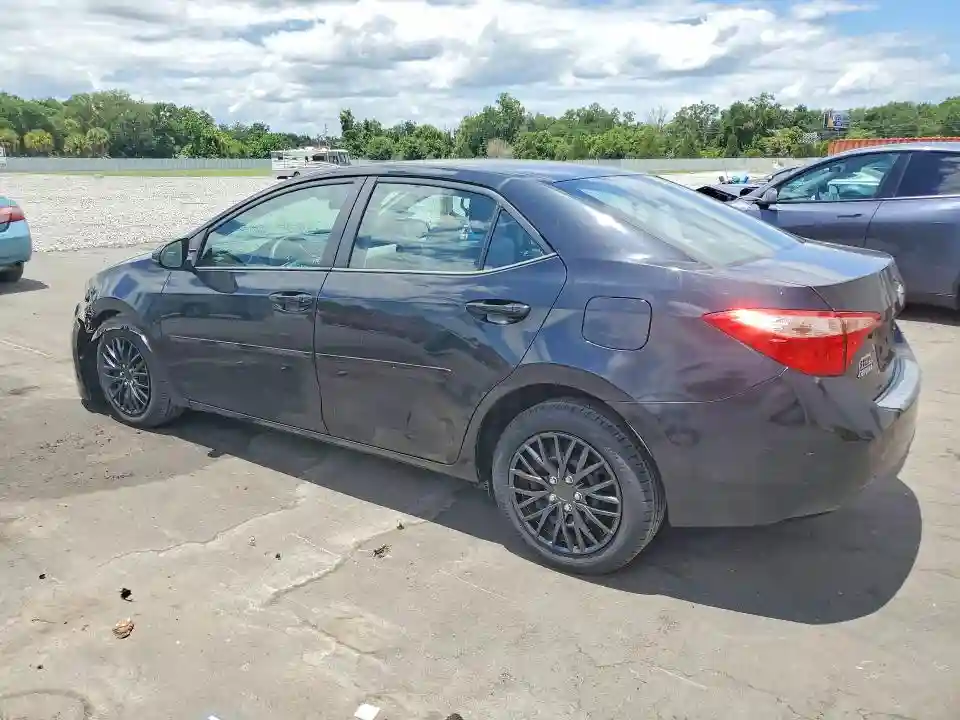 2T1BURHE2JC974359 2018 TOYOTA COROLLA-1