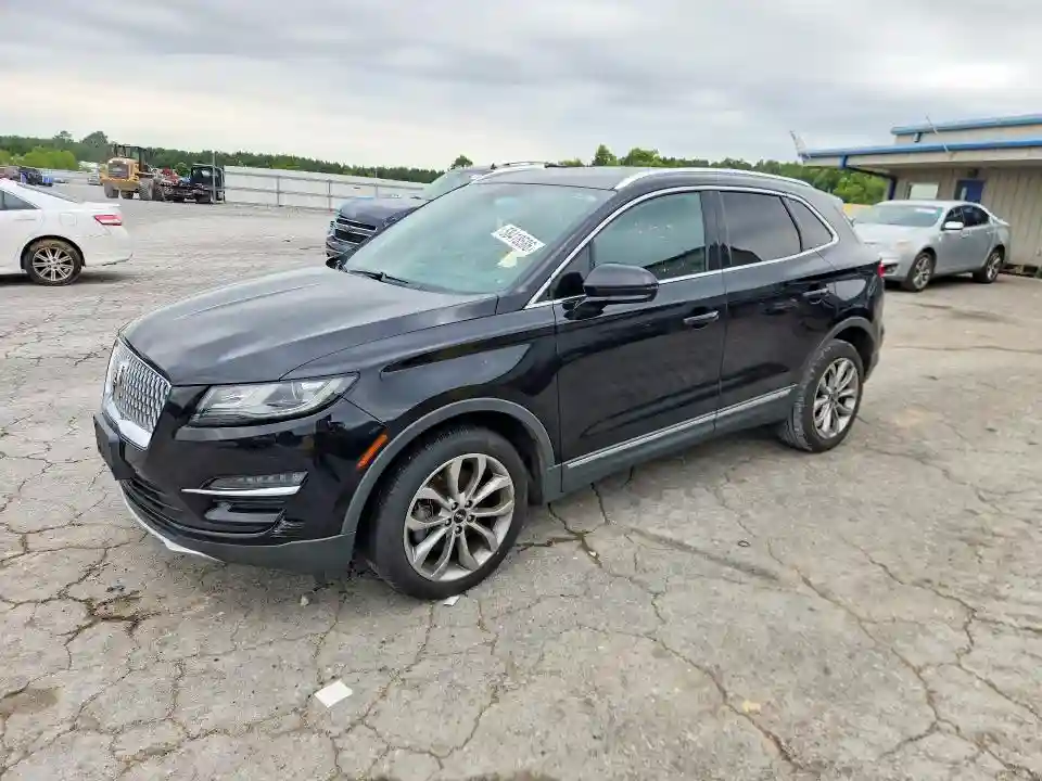 5LMCJ2C9XKUL08524 2019 LINCOLN MKC-0