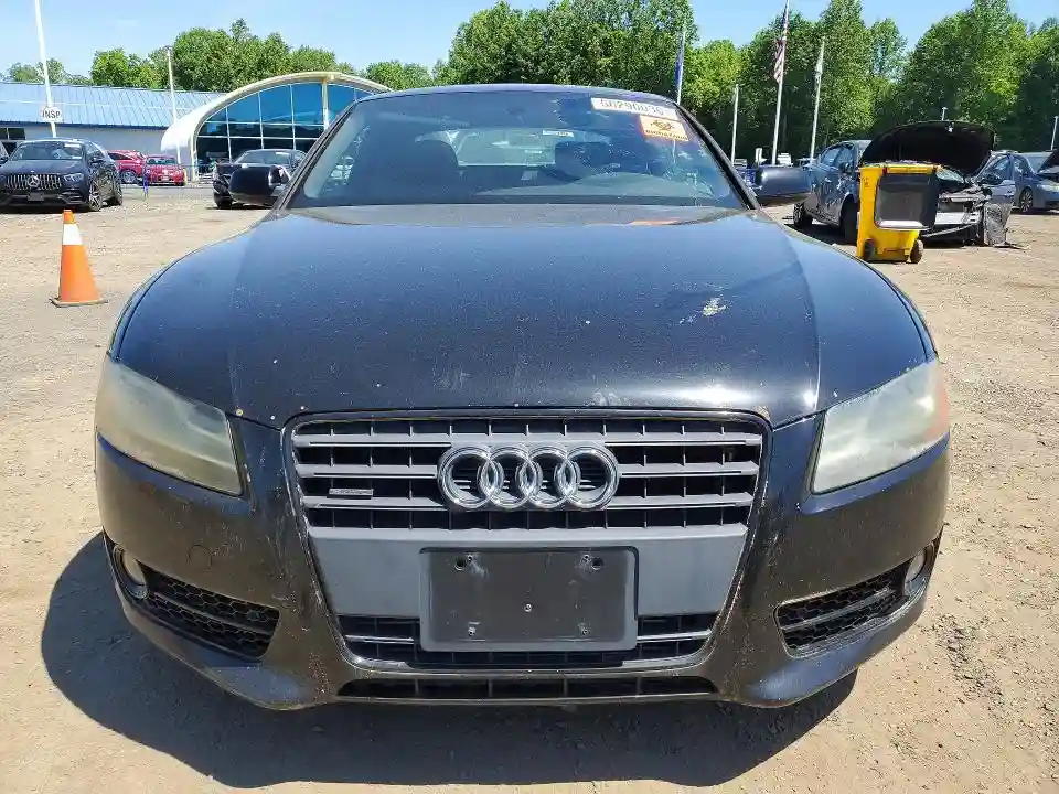 WAURFAFR0BA071212 2011 AUDI A5-4
