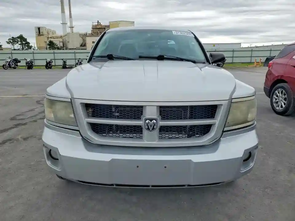 1D7RE3GK0BS511691 2011 DODGE DAKOTA-4