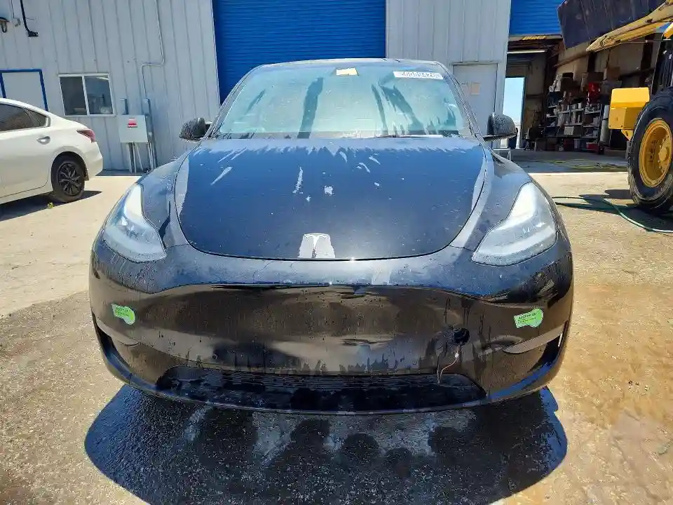 5YJYGDED9MF162993 2021 TESLA MODEL Y-4